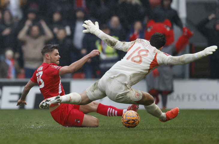 Khusanov ghi bàn, Man City vất vả thắng đội hạng dưới ở FA Cup - Ảnh 2.