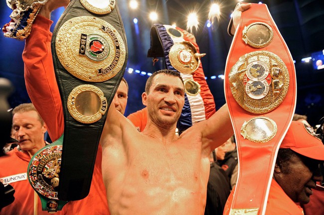 Wladimir Klitschko lên kế hoạch trở lại quyền Anh ở tuổi 48 nhưng có thể bị cản bước bởi những gì xảy ra với Mike Tyson - Ảnh 1.