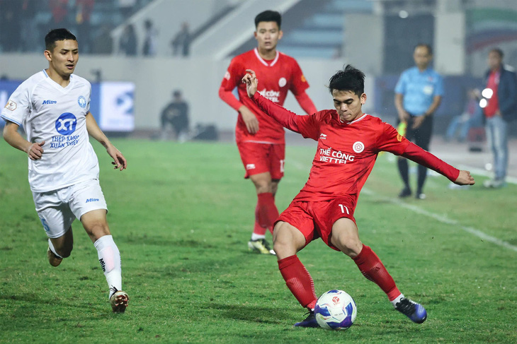 Thể Công - Viettel đấu Hoàng Anh Gia Lai: Tâm điểm vòng 12 V-League - Ảnh 1.